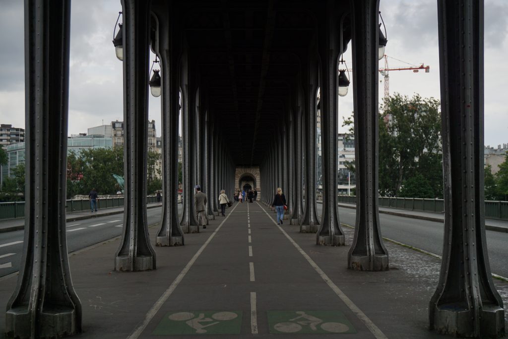 Puente de Bir-Hakeim